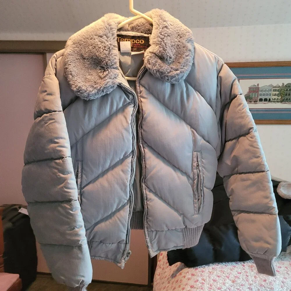 Coat - Picture 1 of 2